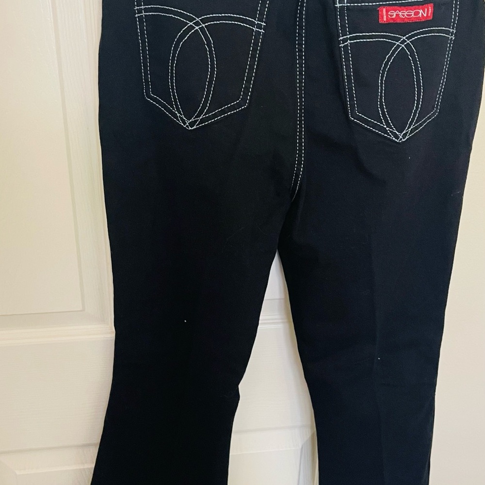 NWT JOHNNY WAS SASSON RUE de la flare jean. Size 28 , color TBK